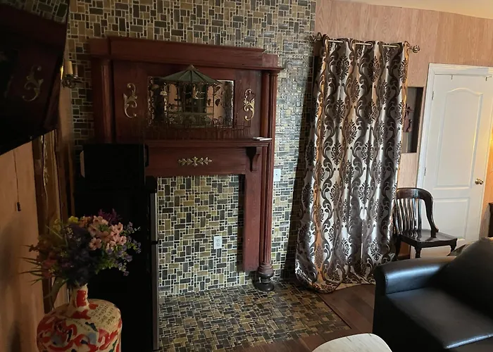 Nyc Townhouse Apartment