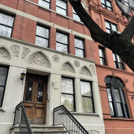 Nyc Townhouse Apartment New York City Exterior photo