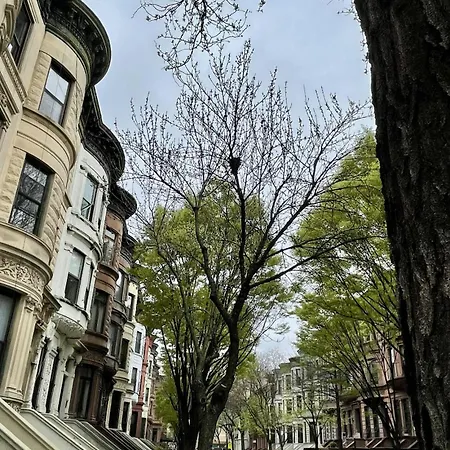 Nyc Townhouse Apartment New York City Exterior photo